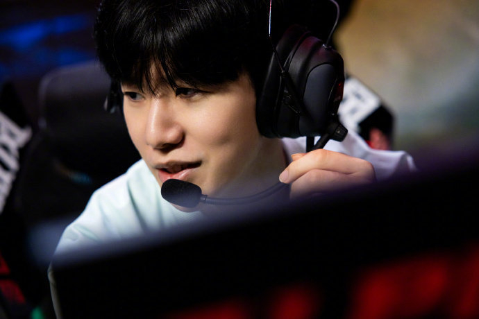 随着比赛临 随着比赛临