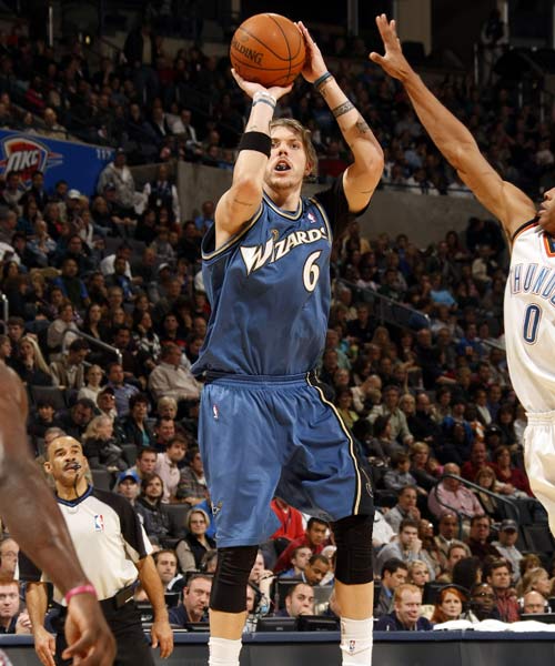 瓦解对手防 瓦解对手防