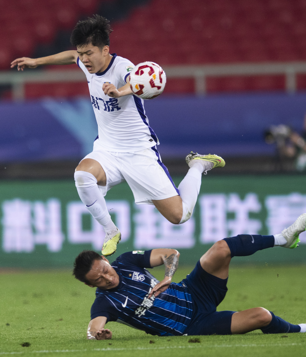 轮赛事的两 轮赛事的两