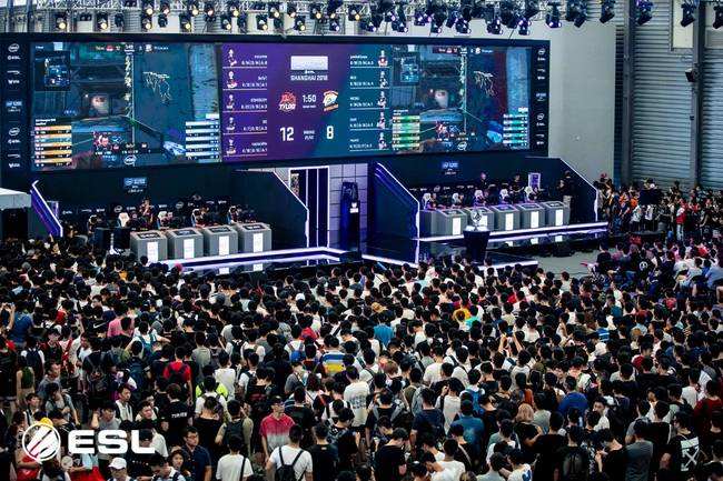 人奋斗经历 人奋斗经历